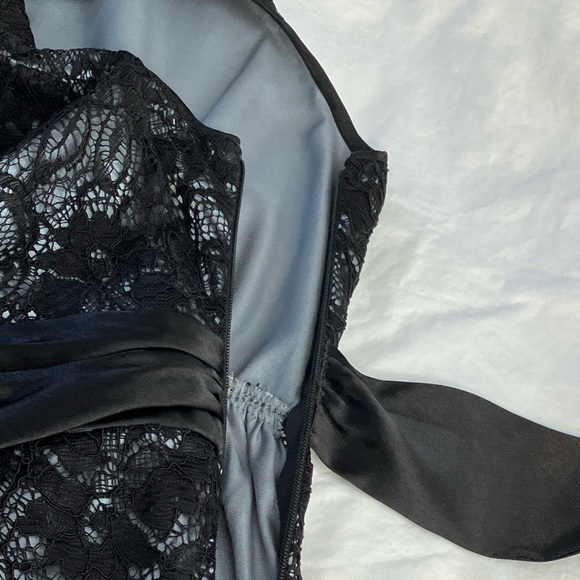 Black lace over silver gray sleeveless party dress, Pea in a Pod size Large - Picture 15 of 15